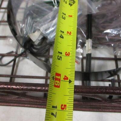 Lot 18 - Hanging Pot Holder