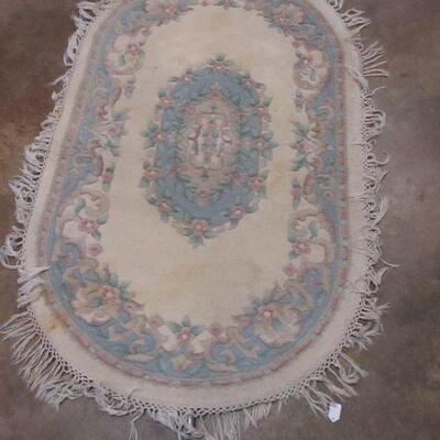 Lot 20 - Oval Area Rug 