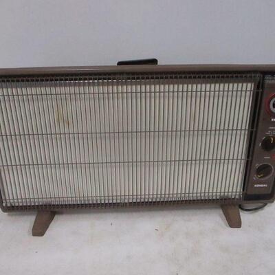 Lot 29 - Kendal Radiant Panel Heater