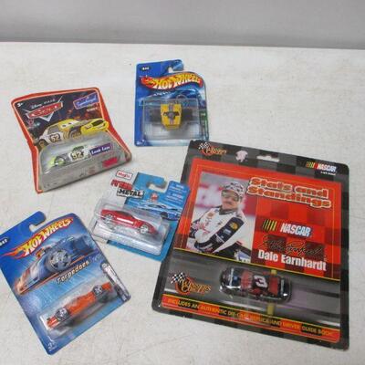 Lot 50 - Hot Wheels Disney Winners Circle Cars 