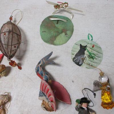 Lot 57 - Christmas Tree Ornaments
