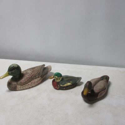 Lot 58 - Ceramic Concrete & Wooden Ducks  