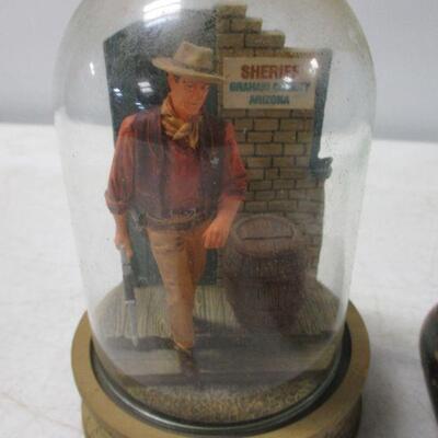 Lot 71 - Collectible Items