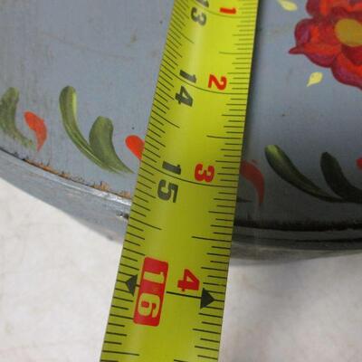 Lot 76 - Home Decor