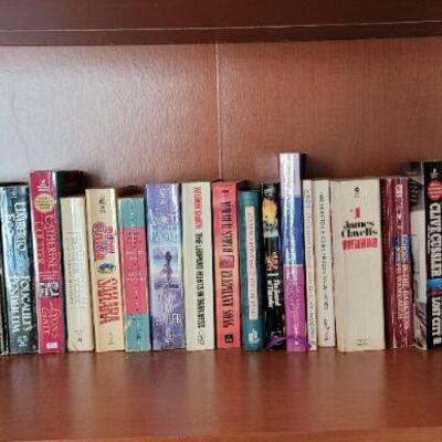 Lot #23: Assortment of (29) Paperback Books ðŸ“š 