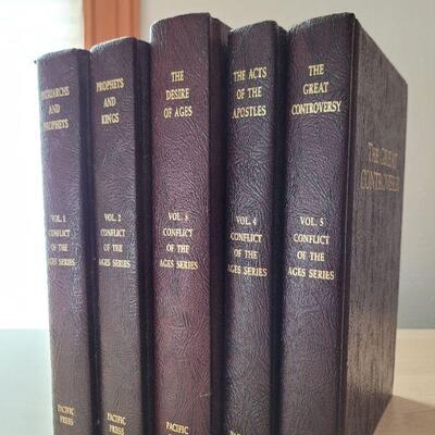 Lot #30: Vintage 1950's Hardback Book ðŸ“–  Set of (5)