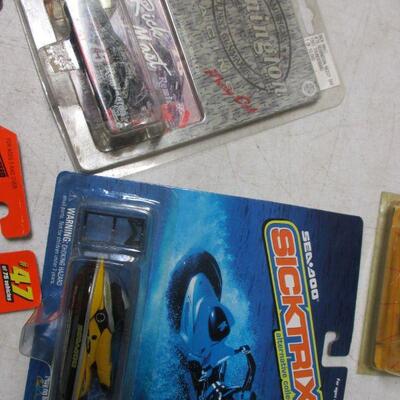 Lot 87 - Matchbox Hot Wheels 