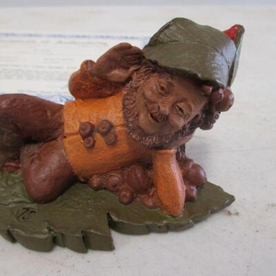 Lot 121 - Collectibles - Shirley Temple Glass & Thomas Clark Jeff Gnome 