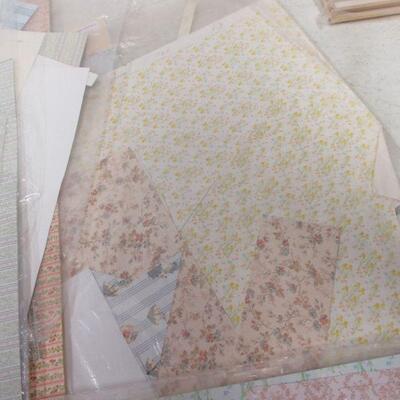 Lot 125 - Dollhouse Miniature Art Panel Wallpaper
