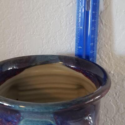 Lot 29: Ceramic Vessel Signed by Artist 
