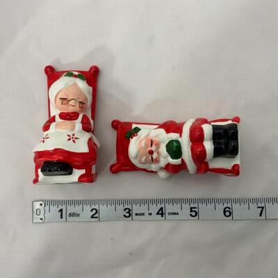 (9) Vintage | Norcrest Santa & Mrs Claus | Two Japan Angel Candleholders