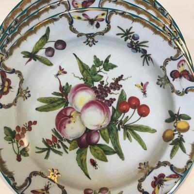Lot 2-Z Tin Plates by Elite Gift Boxes England