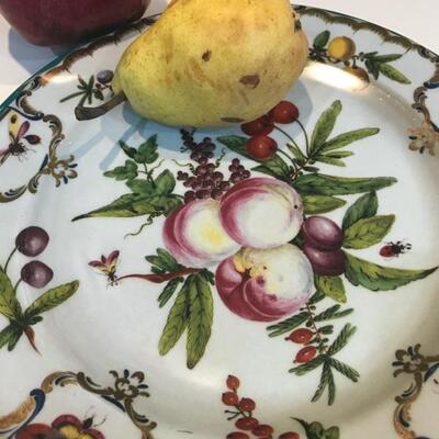 Lot 2-Z Tin Plates by Elite Gift Boxes England