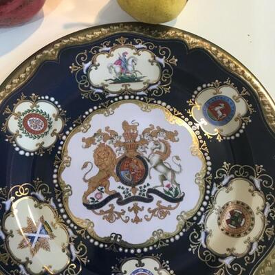 Lot 4-Z Tin Commemorative Plates from the Royal Collection
