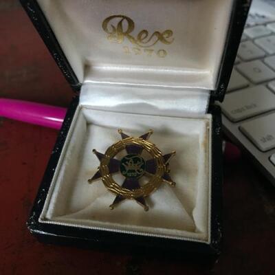 Rex Favor Pin