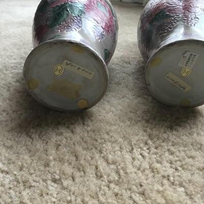 1980's Urn