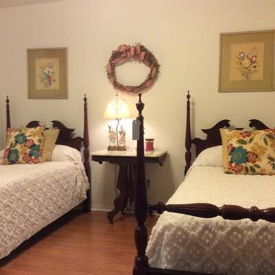Matching Federal Twin Beds