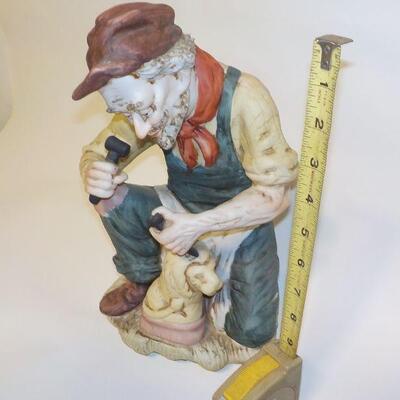 12 in. Sculpture figurine.