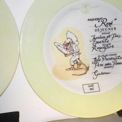 Rene De jeuner dinner plates.