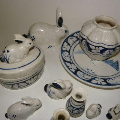 19 piece Rabbit design dinner ware.