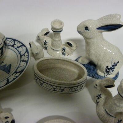 19 piece Rabbit design dinner ware.