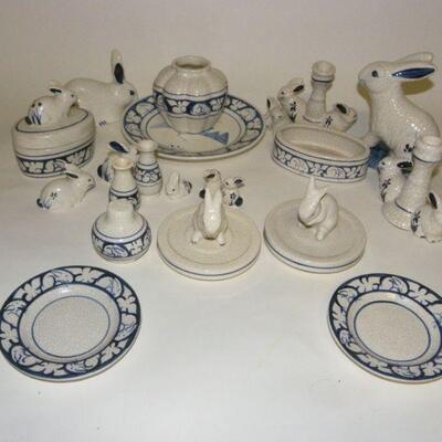 19 piece Rabbit design dinner ware.