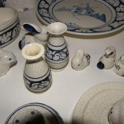 19 piece Rabbit design dinner ware.
