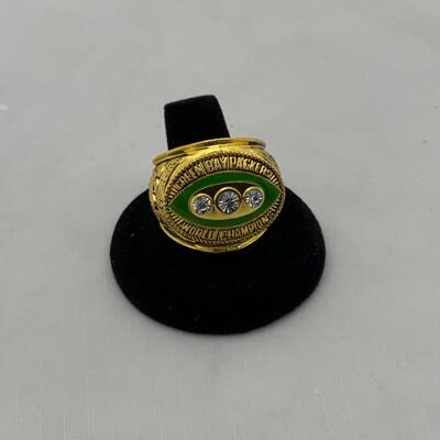 .16. Commemorative Super Bowl II Replica MVP Ring | STARR 