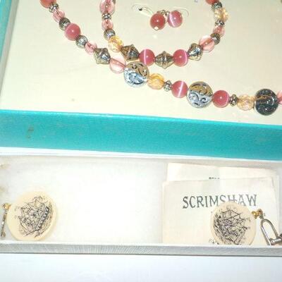 Hand crafted new jewlery in boxes. (6)