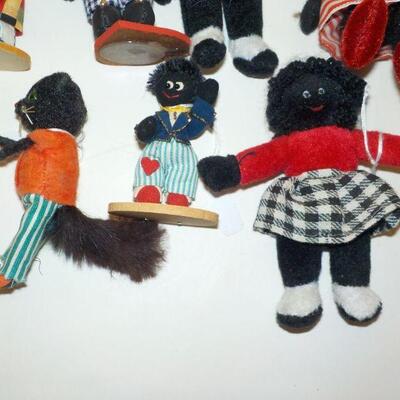 7 - Golliwog Minatures.