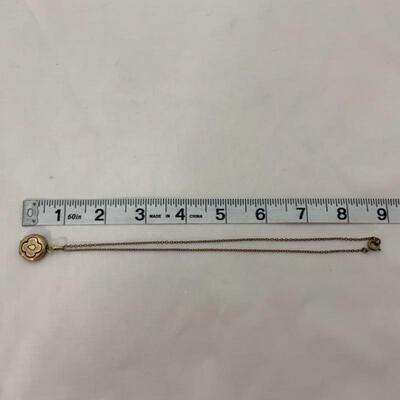 .44. Vintage | Taille dâ€™Epargne Locket | Signat 