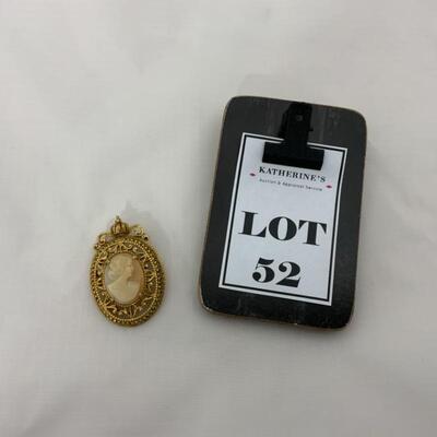 .52. Florenza Cameo | Pendant or Brooch