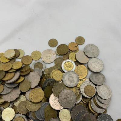 .62. Large Lot Hong Kong Currency