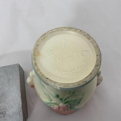 .63. Hull Vase | Persian 1944 Ashtray