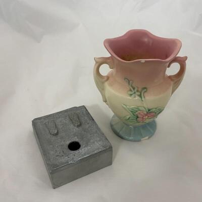 .63. Hull Vase | Persian 1944 Ashtray