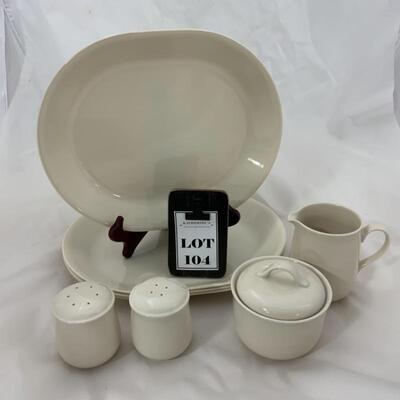.104. DISCONTINUED | Corelle | Sandstone | Beige