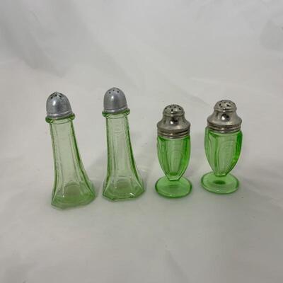 .115. Antique | Depression Glass Salt & Pepper Shakers | Green