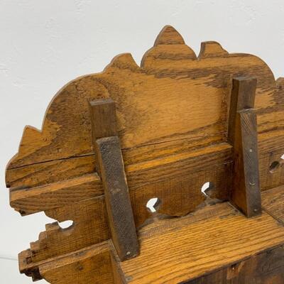.117. Antique | Victorian Gingerbread Mantle Clock | Gilbert