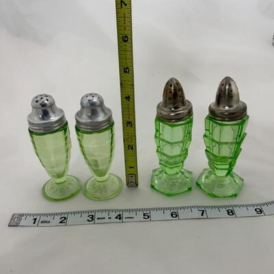 .119. Green Depression Glass Salt & Pepper Shakers
