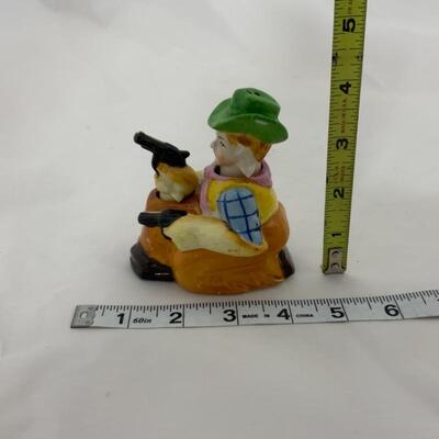 .120. Vintage | Nodder Cowboy and Gun | Salt & Pepper