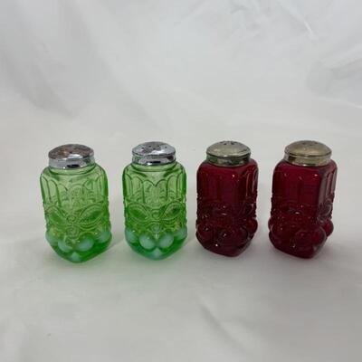 .122. Vintage | HEAVY | Green Opalescent | Ruby | Salt & Pepper Shakers
