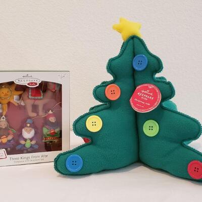 LOT 1: New Soft Christmas Tree and Ornaments
