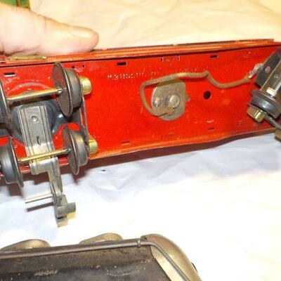 3- Pre-War American Flyer Pieces".