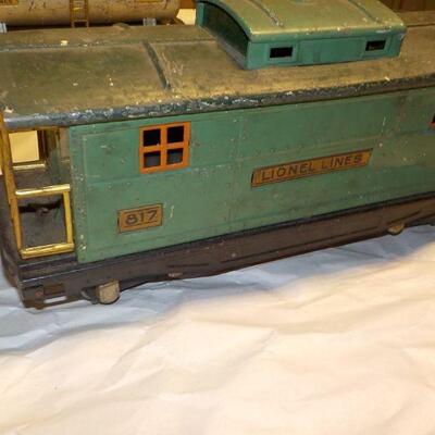 4- pre-war Lionel Trains....