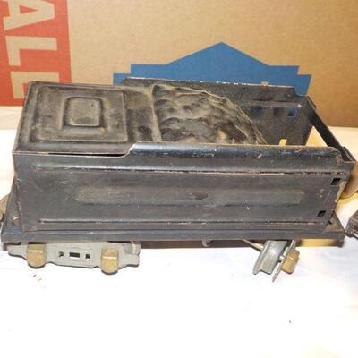 More Lionel accessories trains. (4)