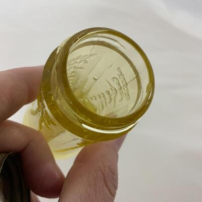 .123. Antique | Clear & Amber | Depression Glass | Salt & Pepper Shakers