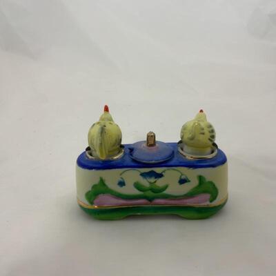 .124. Antique | Chicken Nodder Salt & Pepper Set