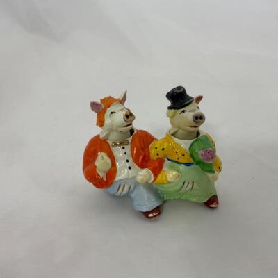 .128. Antique | Pig Nodder Shaker Set