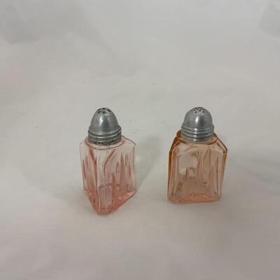 .139. Antique | Pink Depression | Art Deco Shakers