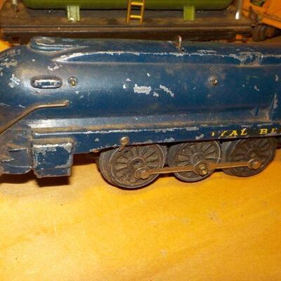 More Lionel accessories trains. (4).